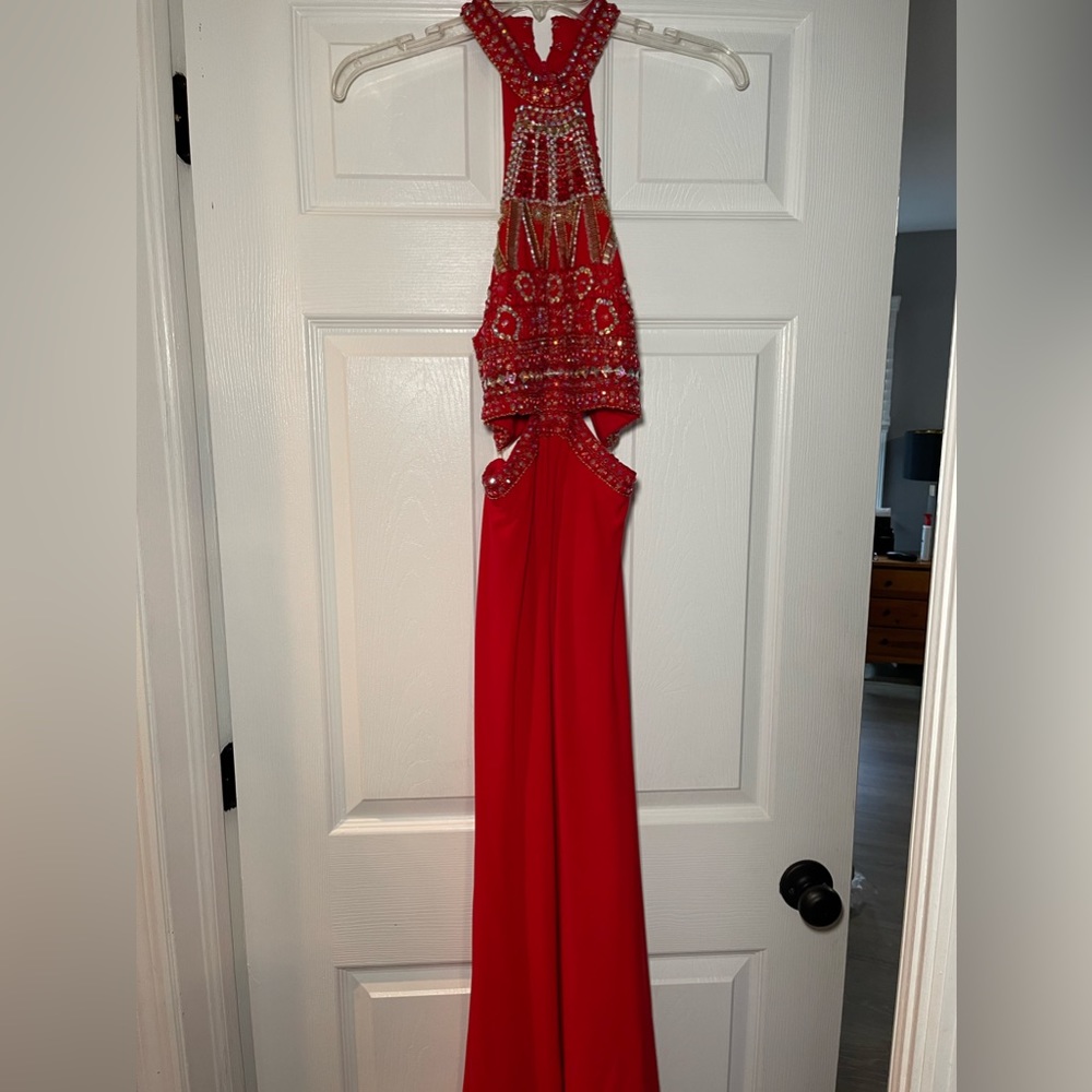 Prom dress! Size 3/4. I am 5 ft and wore It once!